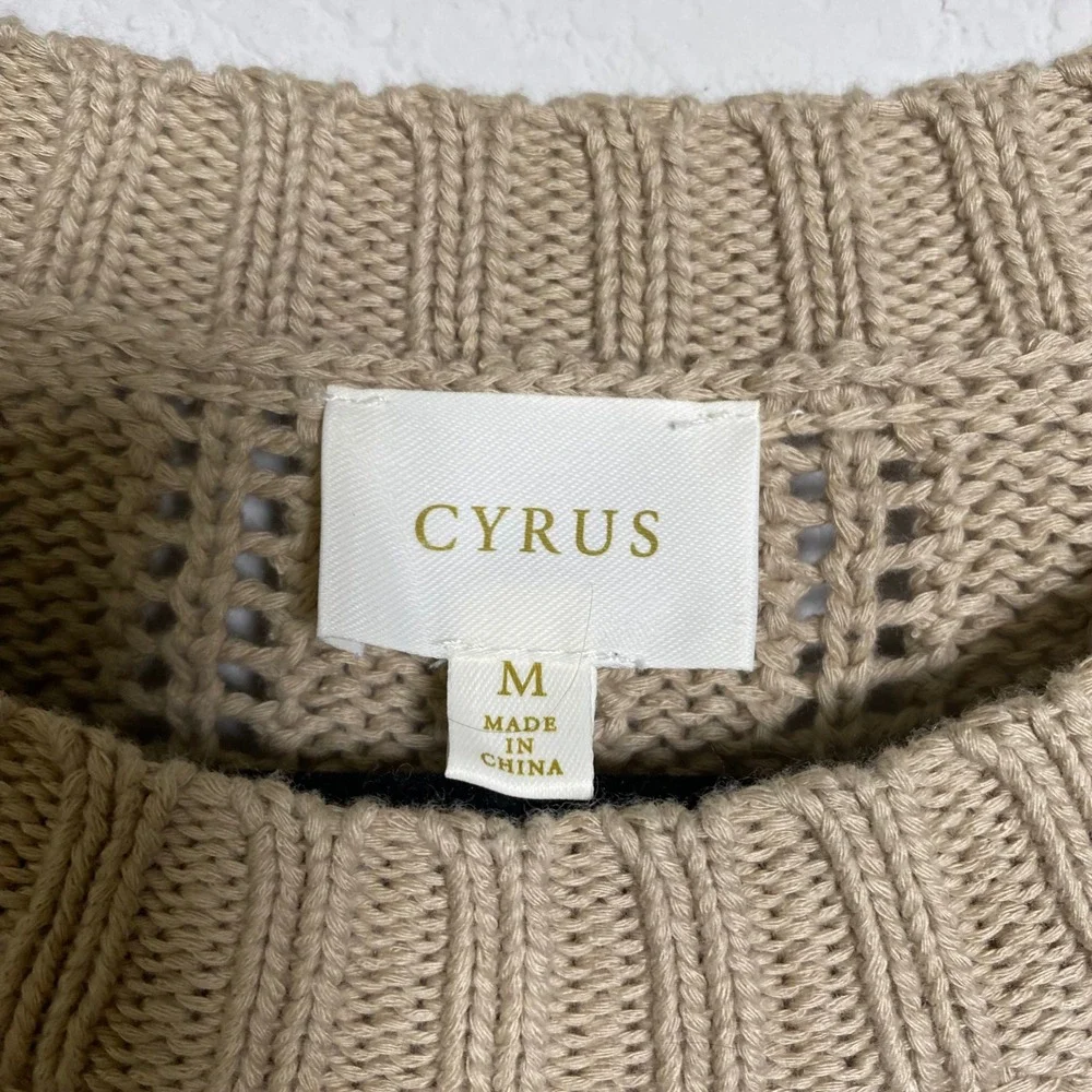 Cyrus‎ Tan Open Knit Sweater Medium Coastal Grandma Minimalist Neutral Casual